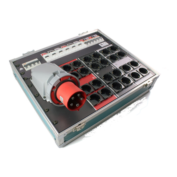 Portable power distro in flight case with three-phase CEE plug and 24 Schuko in 6 protected groups