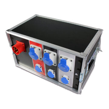 Portable power distro in flight case: red CEE inlet, 6 blue CEE sockets in 3 labelled groups