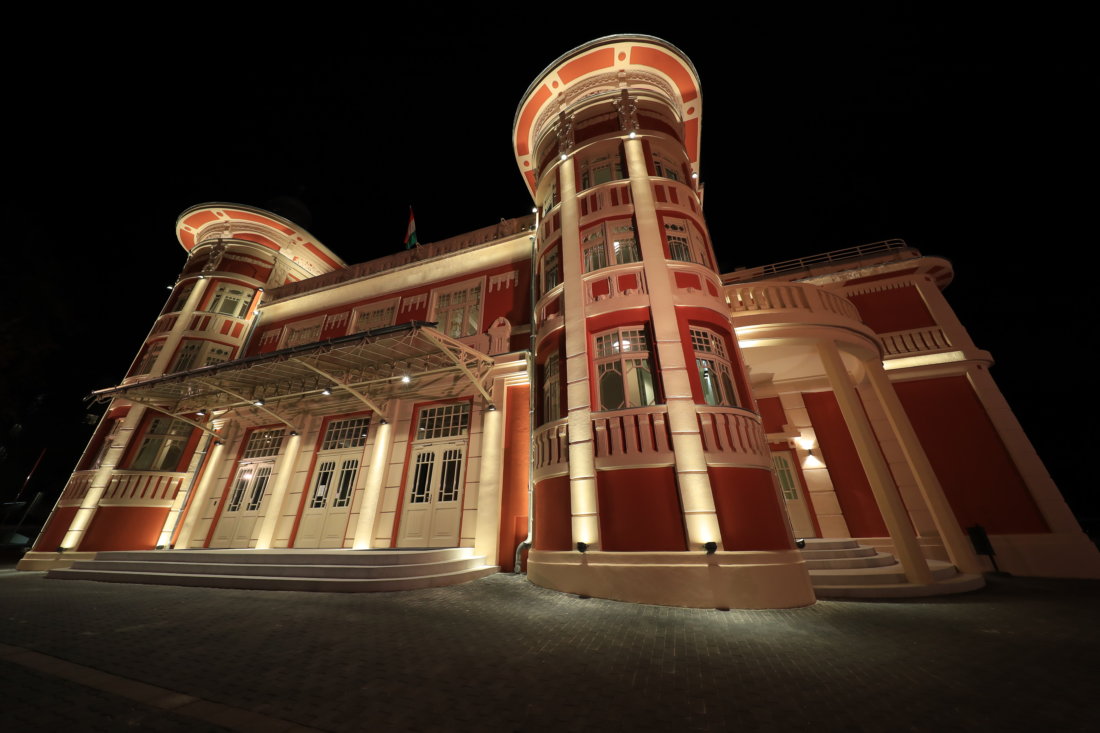 PINANSON GERGELY CSIKY THEATER (KAPOSVÁR, HUNGARY) PINANSON GERGELY CSIKY THEATER (KAPOSVÁR, HUNGARY)