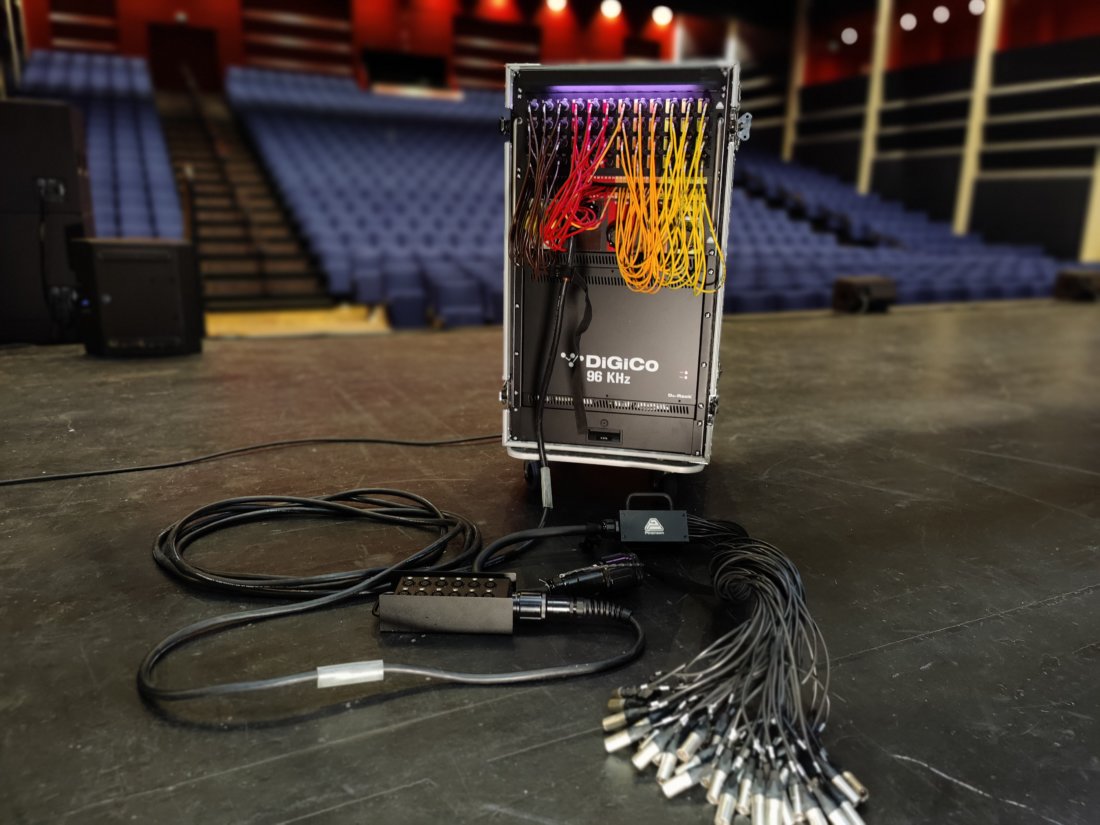 IMG_20201130_201435_Bokeh digi rack box and digico esbjerg musichouse