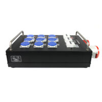 3uラックケースとAC POWER DISTRIBUTOR SRP-D2000 DC Regulated Power Supply 3-5 Amp Surge Converter 117 AC to
