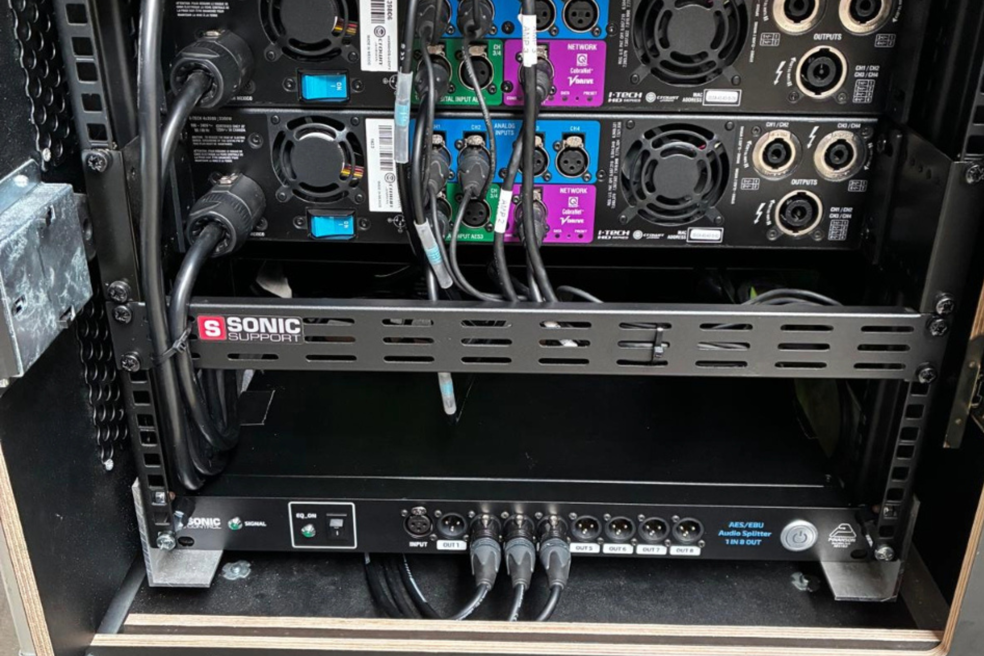 Pinanson AES EBU splitter in Sonic Control rack