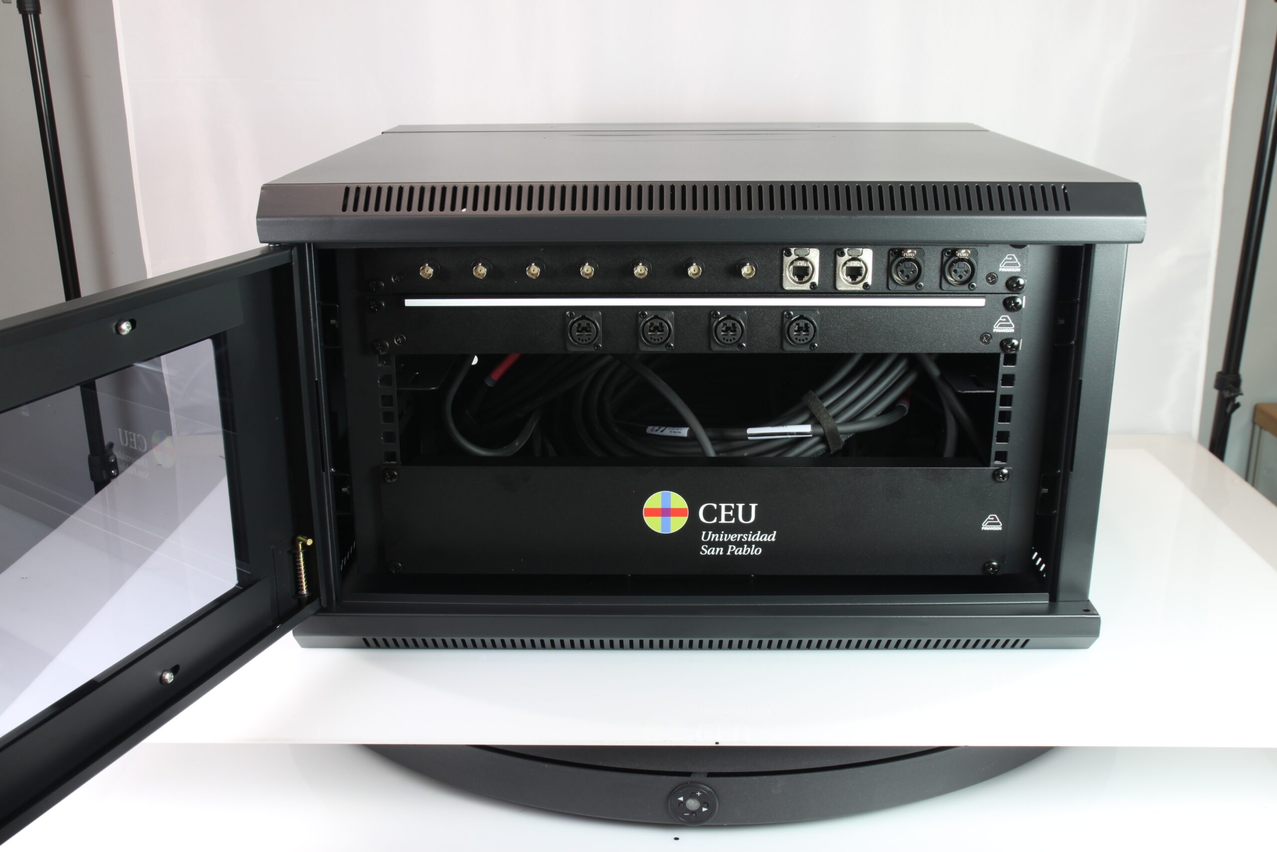 WALL RACK_PTRS3492_UNI_CEU_ SPLITTER AUDIO Y VÍDEO PARA EOI